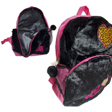 Load image into Gallery viewer, Backpack Love Fur
